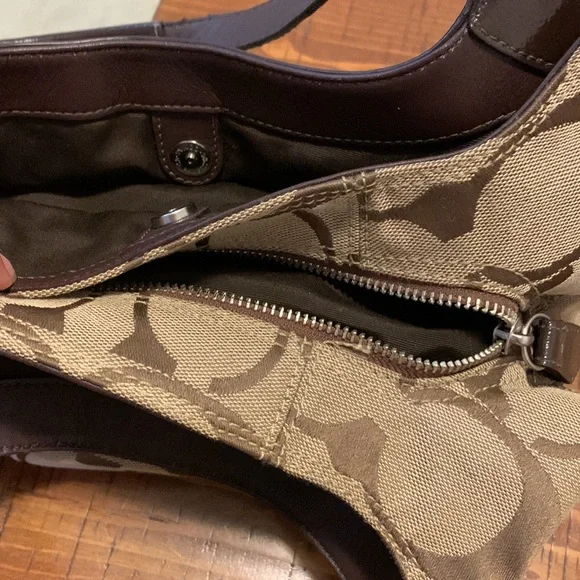 Coach handbag - Picture 3 of 5